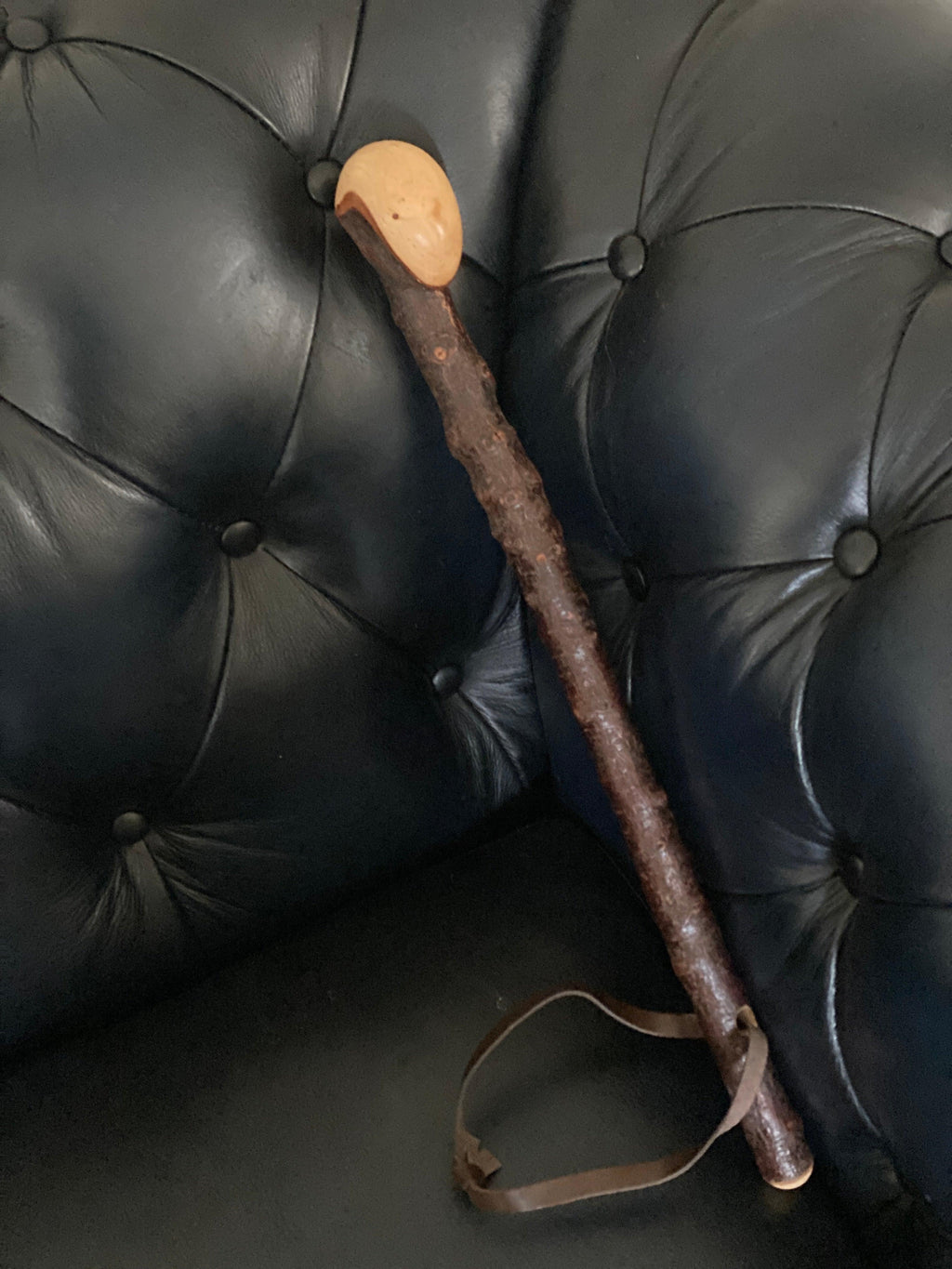 Authentic 20–23" Irish Shillelagh with blackthorn wood and wrist strap – handcrafted Celtic walking stick or ceremonial club from Canes Galore.